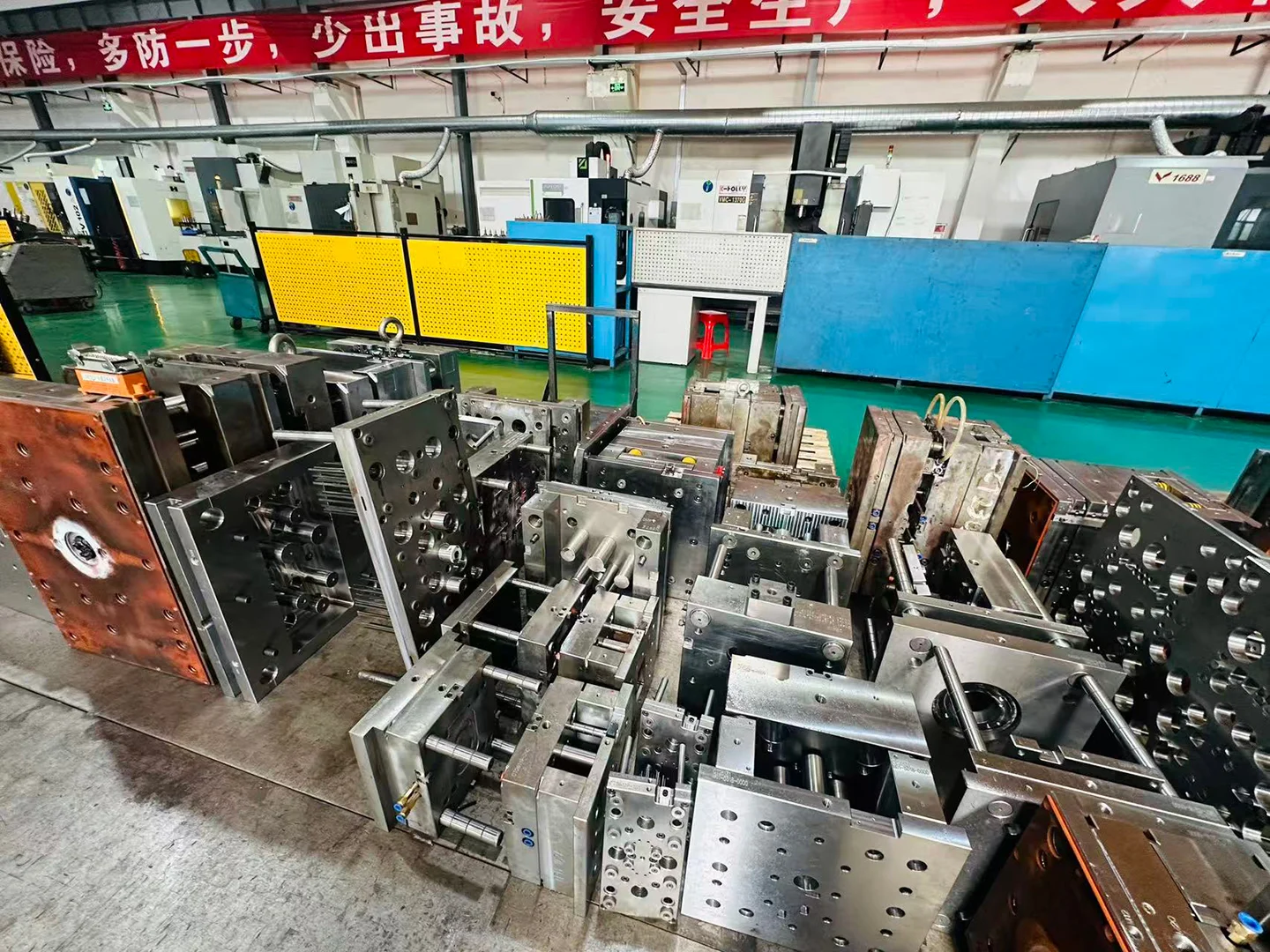 injection-moulding-12